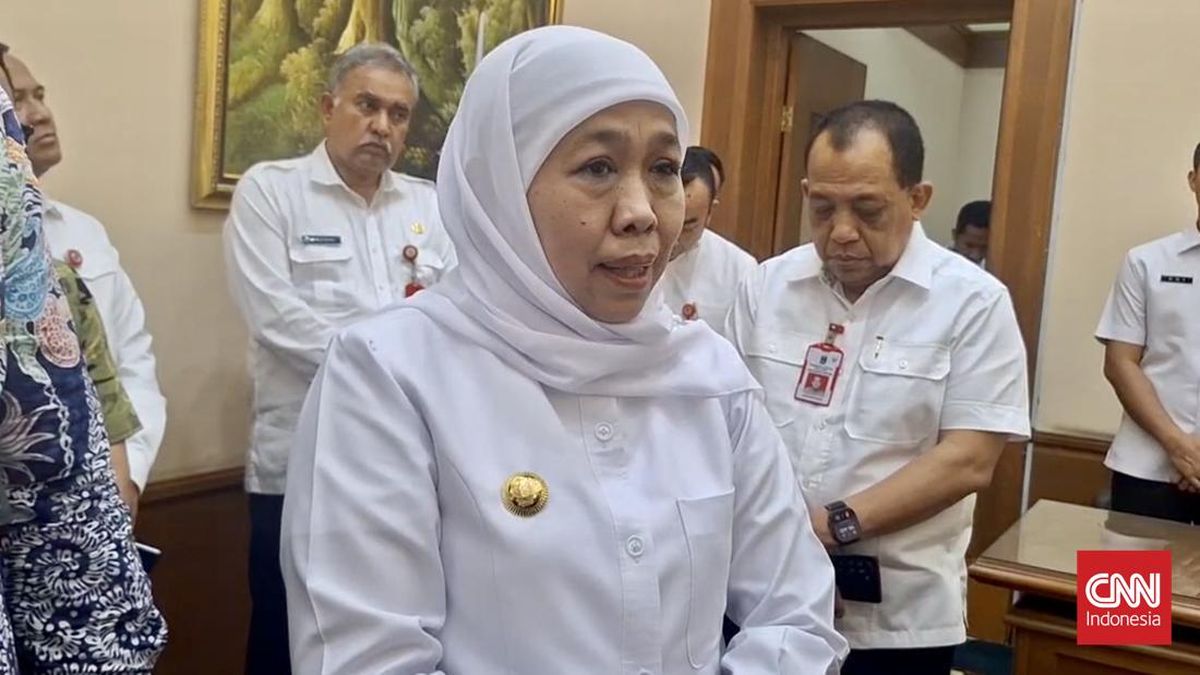 Khofifah Moves Jatim Provincial Government WFH Schedule from Wednesday to Friday