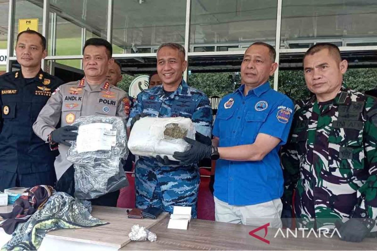 Joint task force thwarts 2.8kg cannabis shipment at SIM Airport