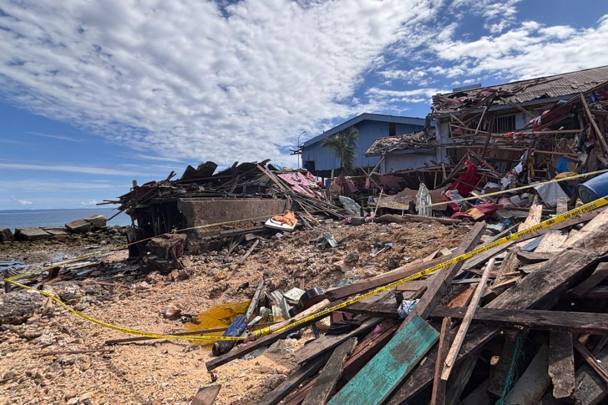 Biak Police Chief: Joint SAR Team Searches for WWII Bomb Blast Victims