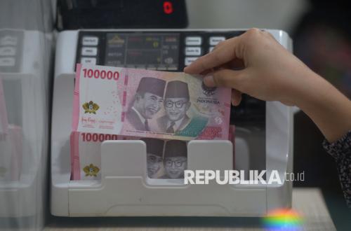 Rupiah Strengthens as Foreign Exchange Export Rules Take Effect