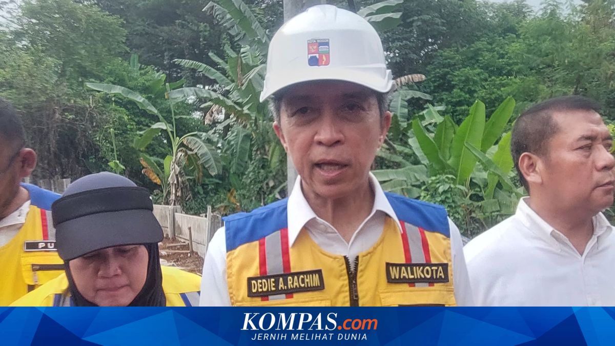 Frequent Flooding Prompts Drainage Normalisation on Three Bogor City Road Sections
