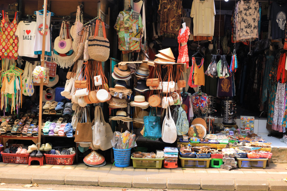 More Bali Tourists Are Shipping Souvenirs Home But Is It Value For Money?