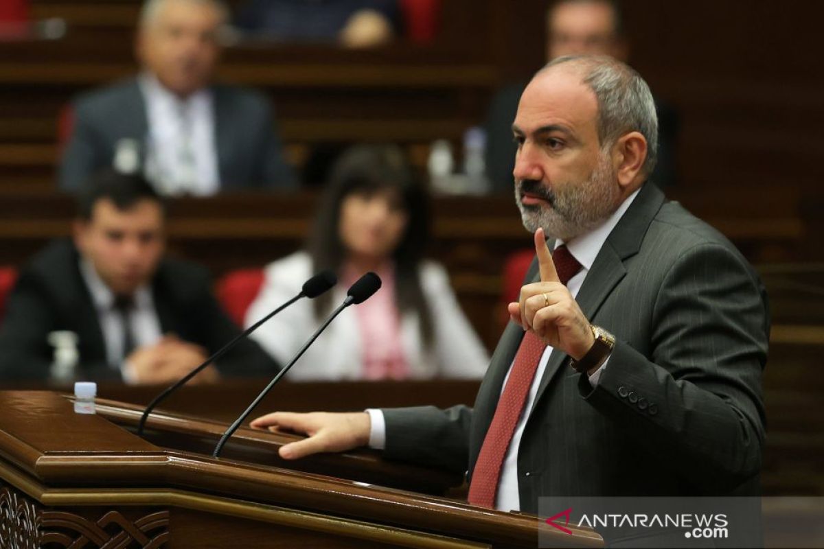 Armenian PM dismisses EU and EAEU membership referendum as 'unreasonable'