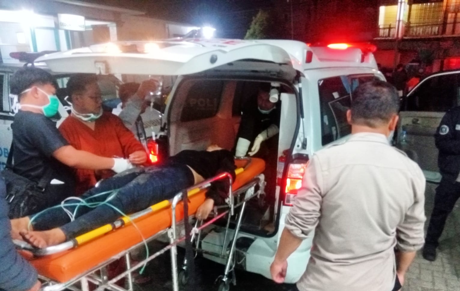 Police rescue woman who fell from 15-metre bridge