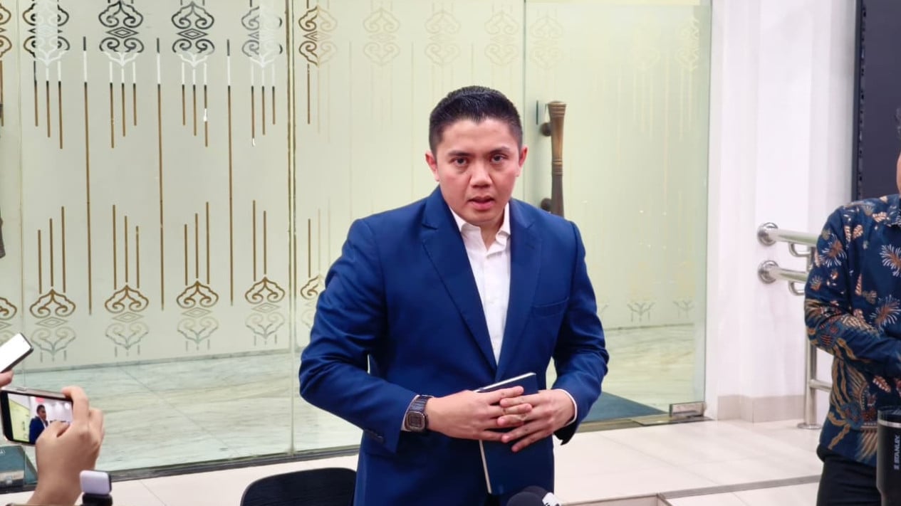 Cabinet Secretary Teddy Responds to Dino Patti Djalal: All Feedback Welcomed, But Don't Obscure Achievements