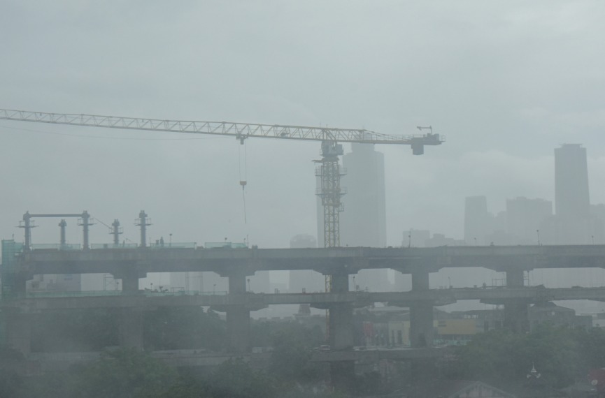 Weather Forecast for 2 June: Two Cyclonic Circulations Active in the North, West Java on Alert for Very Heavy Rain