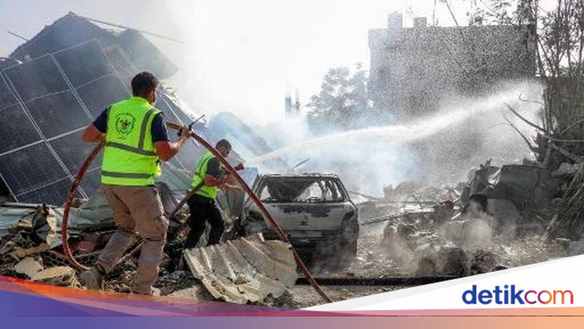 Israeli Strikes Kill 14 in Lebanon During Ceasefire