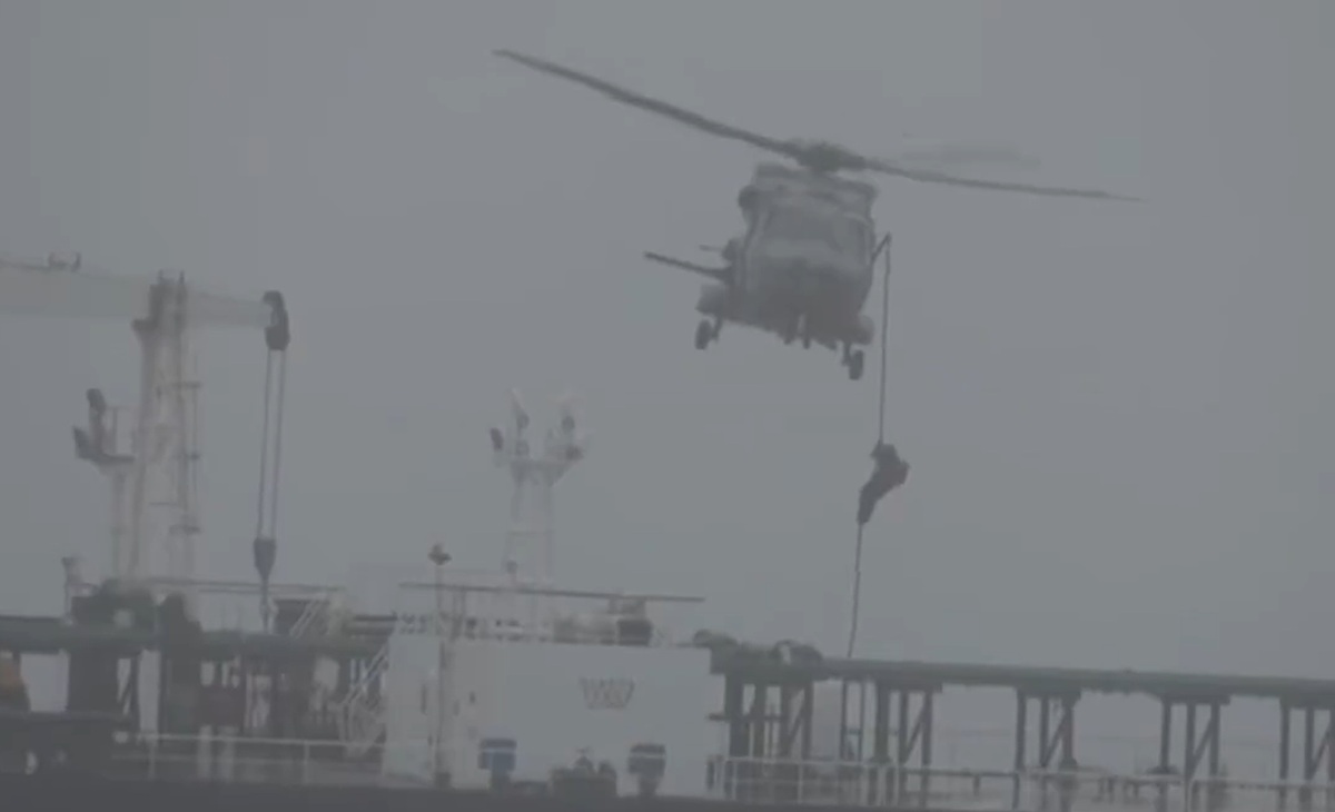 French Military, Aided by Britain, Intercepts Russian Shadow Fleet Oil Tanker