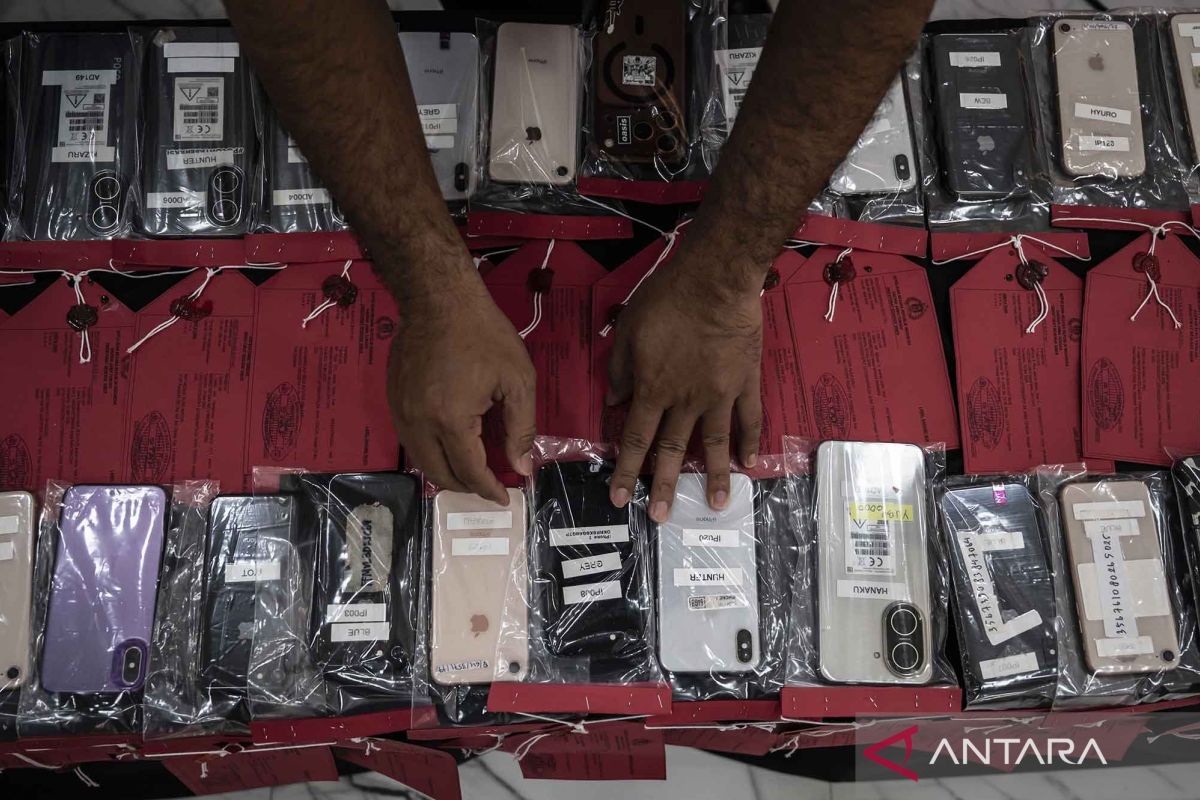 Legal Developments Yesterday: Grenades Discovered and Pig Butchering Syndicate Arrested