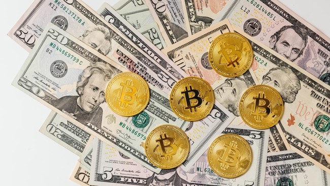 Crash! Gold Prices Plummet Again, Here's Why