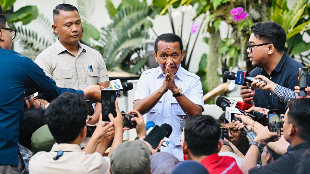 Political Observers Say 'MBG Mas Bahlil Ganteng' Song Benefits Golkar, Particularly in Politics