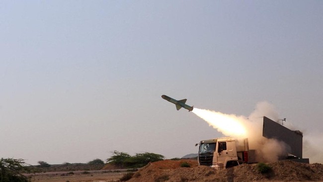 Iran Retaliates Against US Attacks, Missiles Fall in Kuwait