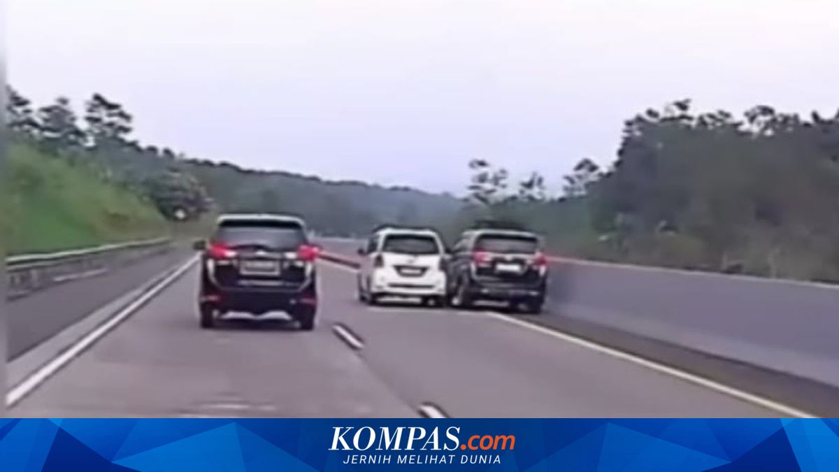 Lane Hogging Phenomenon Triggers Left-Side Overtaking Culture on Toll Roads