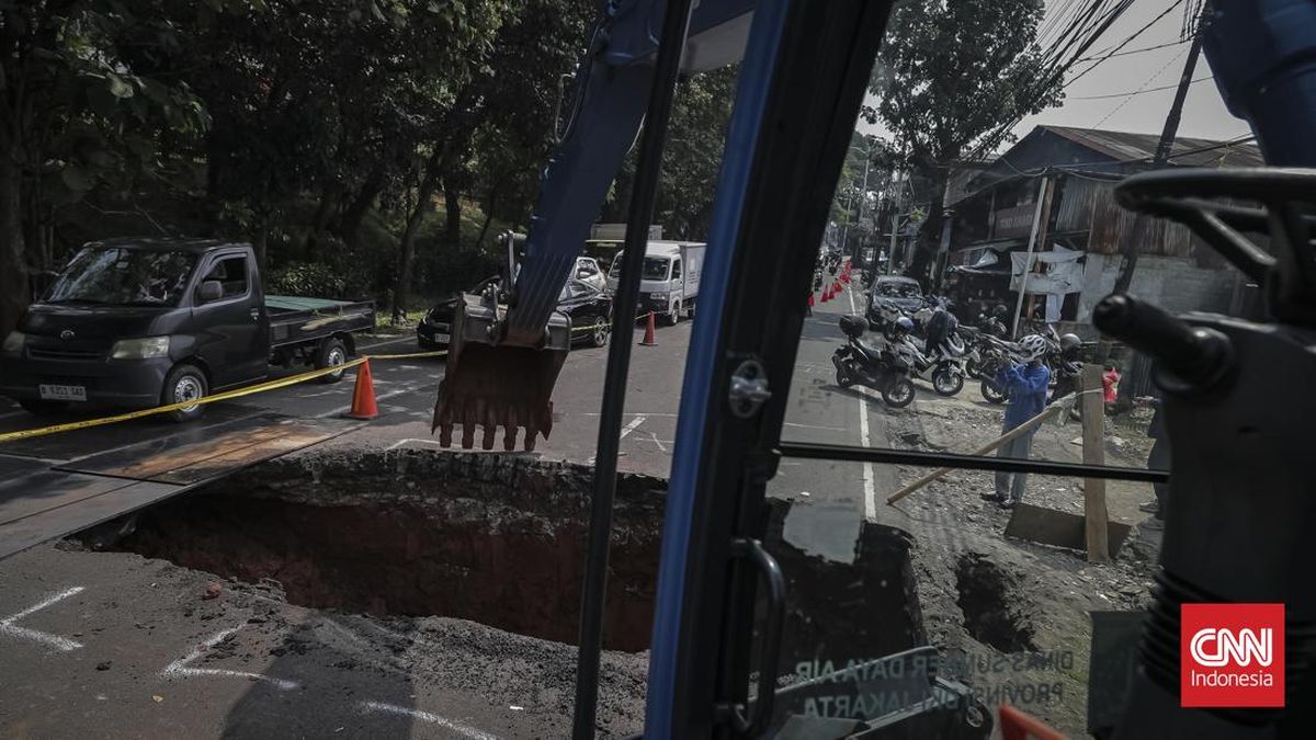 Lenteng Agung Road Towards Depok to Reopen Gradually Today