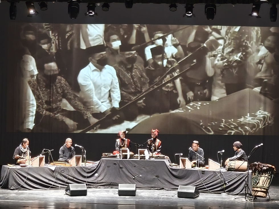 Igniting the Thoughts of Buya Syafii Maarif Through Performing Arts