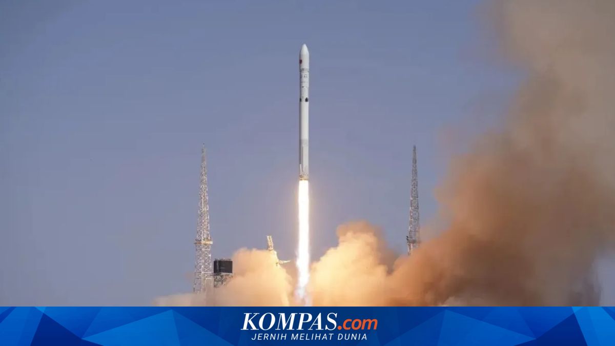 Challenging Falcon 9: China Secretly Launches Long March 12B Rocket