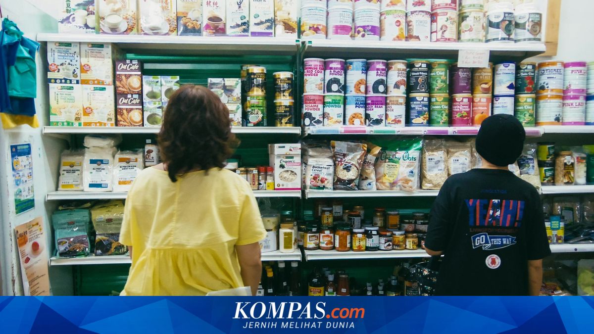 Rights Left Behind on Minimarket Shelves
