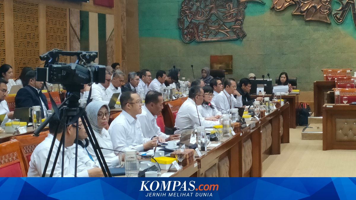Minister of Higher Education, Science and Technology Confirms Closure of 122 Study Programmes in Various Universities, Provides Explanation