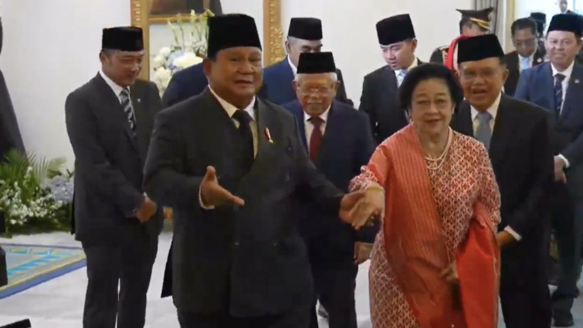 Said: Prabowo-Megawati Handshake Reflects National Politics