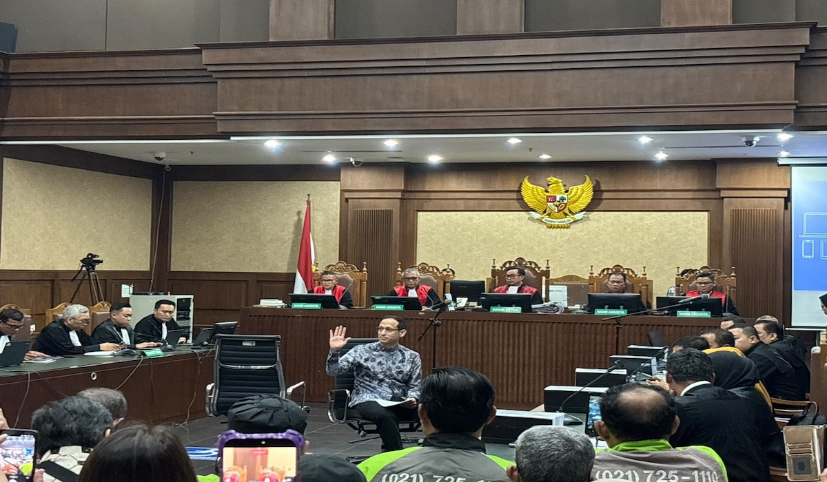 Nadiem Makarim's Plea: Denies Chromebook Corruption and Claims Budget Savings