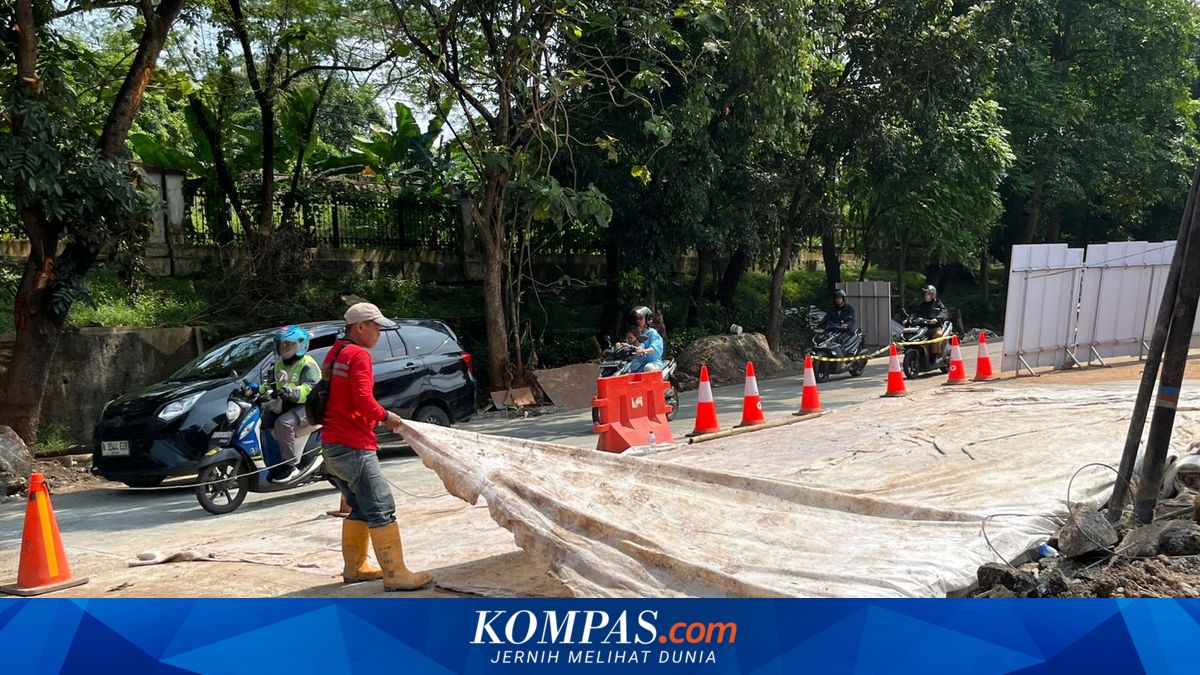 Lenteng Agung Road Towards Depok Reopening Gradually
