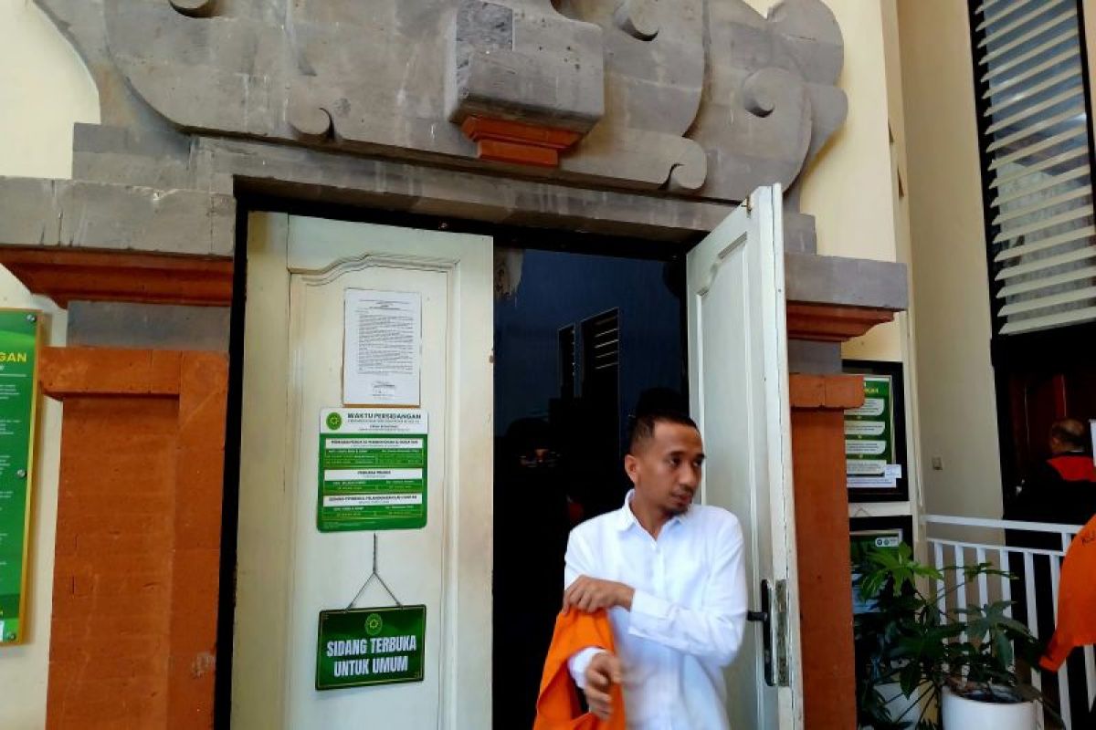 Denpasar Prosecutors Seek 7.5-Year Prison Sentence for Cannabis Dealer