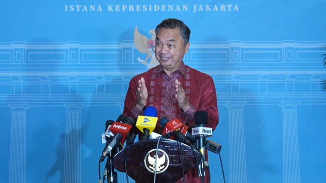 Singapore Media Highlights Controversy Over Prabowo's Foreign Trips