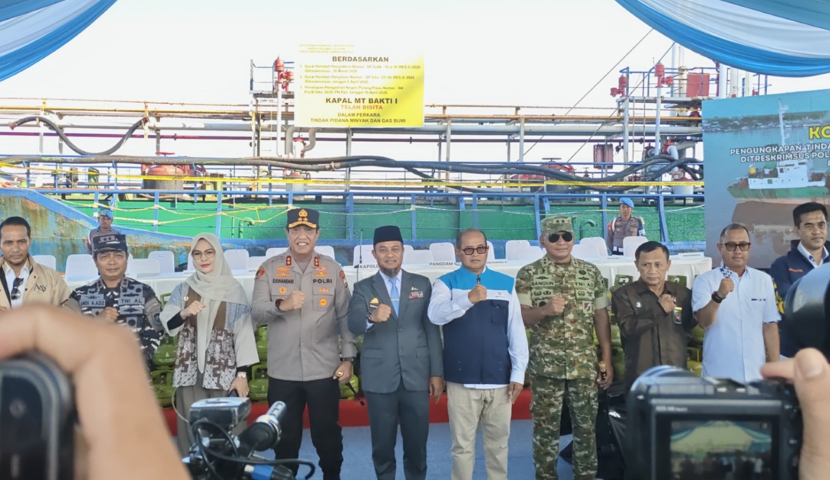 South Sulawesi Police Uncover Subsidised Fuel Smuggling, Causing Rp69 Billion Loss to State