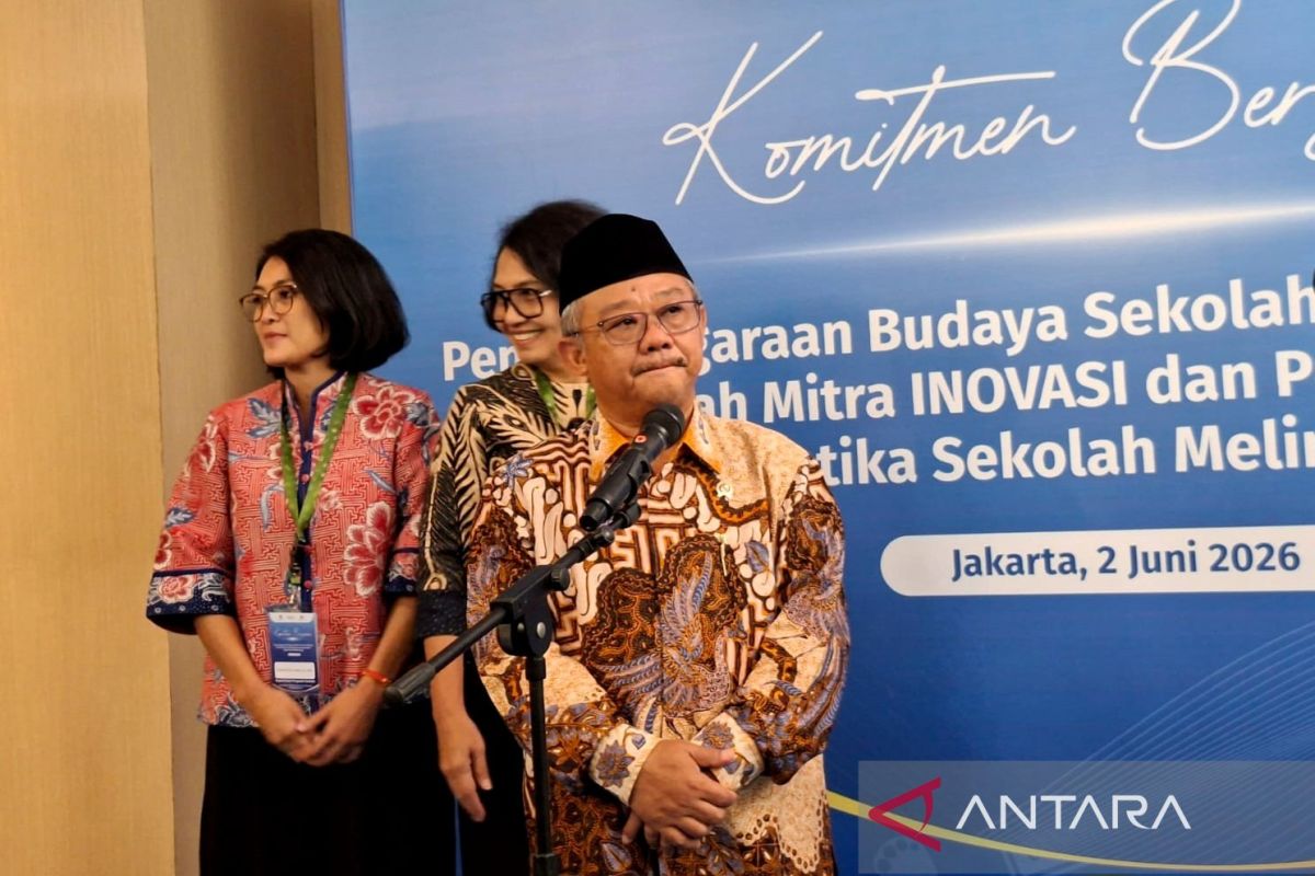 Minister of Primary and Secondary Education warns that using nicknames can constitute bullying