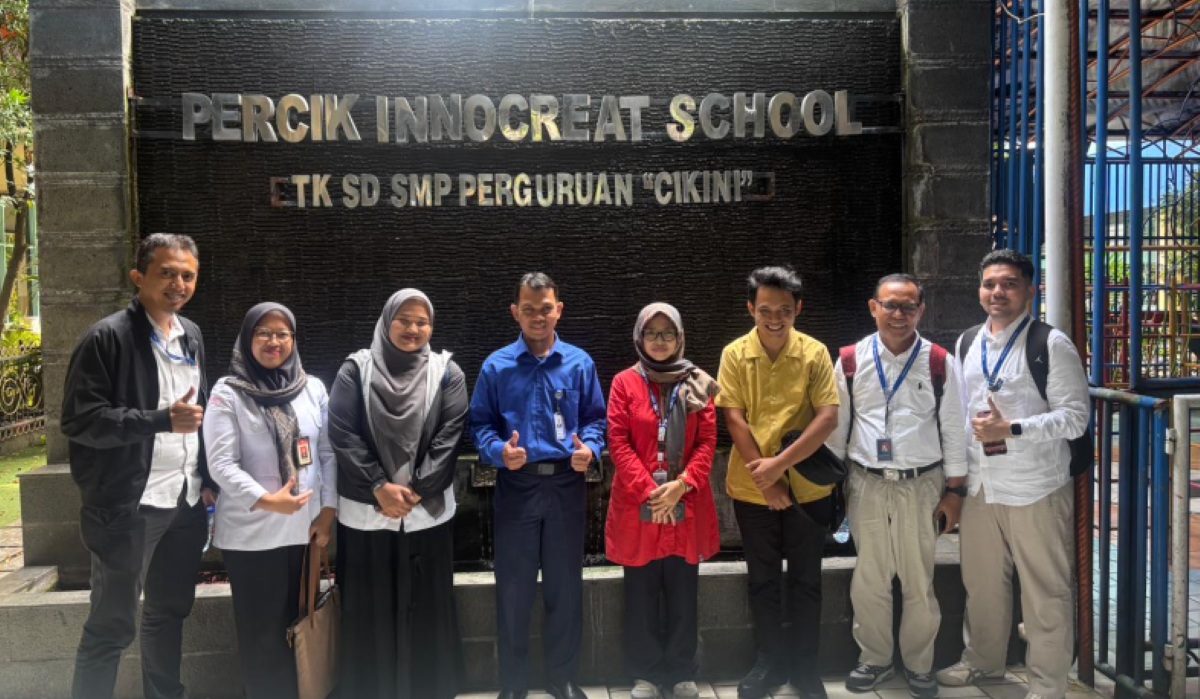 Paramadina University and SMP Perguruan Cikini Hold 'Filter Before Sharing' Seminar