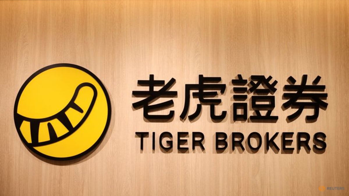 Tiger Brokers to suspend investors in mainland China from adding new positions