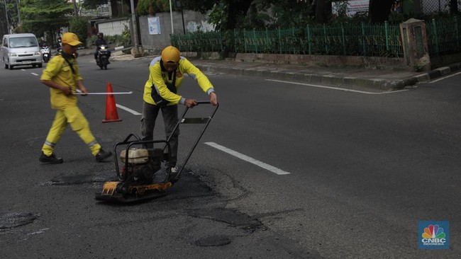 Public Works Minister: Weak Rupiah and Rising Fuel and Asphalt Prices Have Not Yet Impacted Projects