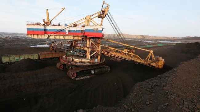 Coal Prices Drop After Surge, Driven by India's Market Dynamics