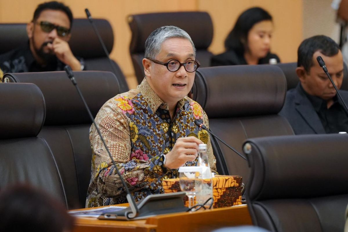 MP Urges Creative Economy Ministry to Delay New Income Tax Adjustments