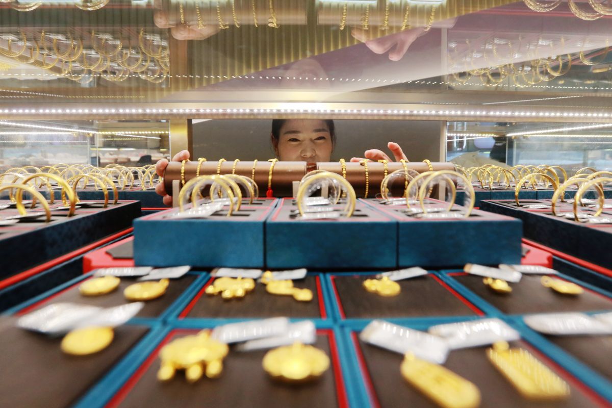 Gold surpasses US government bonds and Euro in foreign exchange reserves