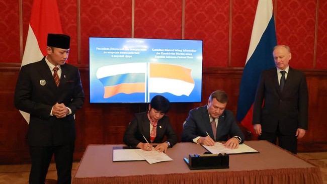 AHY Visits Russia to Meet Putin's Aide, Securing Maritime Business Deals