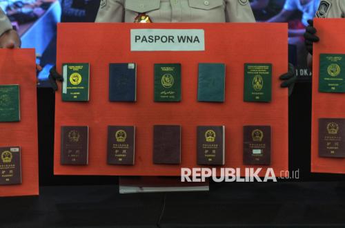 From US Dollars to Precious Metals: Evidence Seized by KPK in West Jakarta Immigration Chief Sting Operation