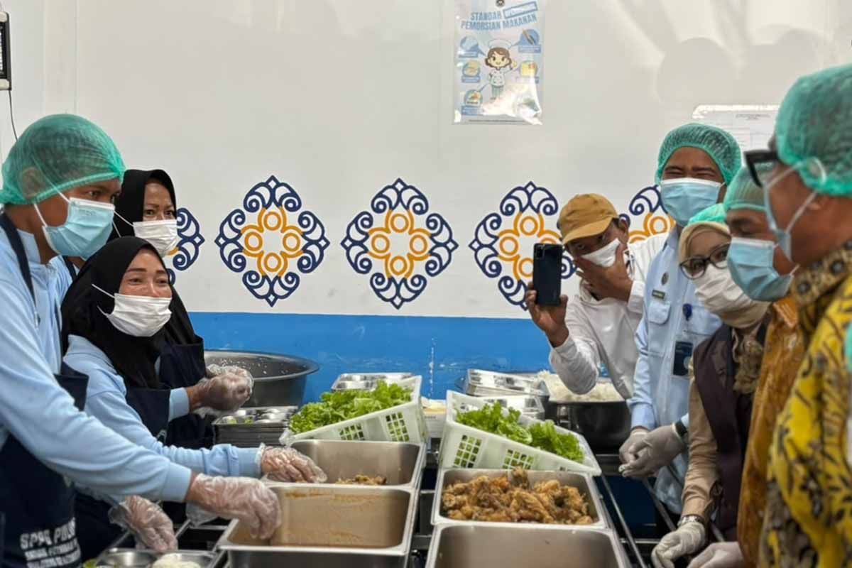 Minister Inspects Nutrition Service Unit in Aceh to Ensure Optimal Nutritional Services