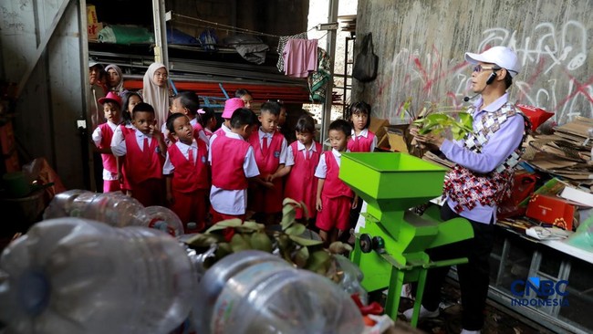 Jakarta's Waste Emergency and the Opportunity to Build a New Economy