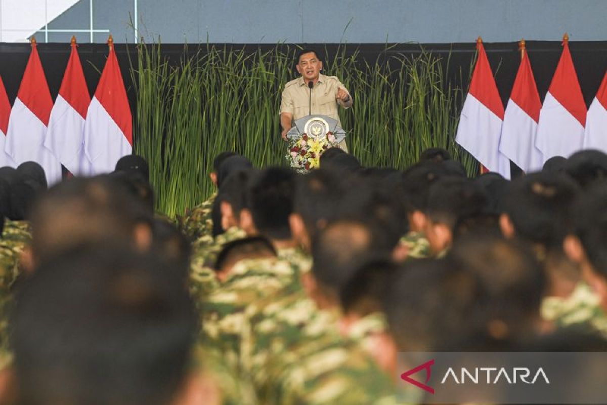 Govt asks ASN completing reserve component training to be role models