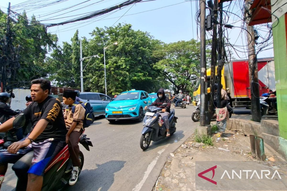 Police Investigate 'Pak Ogah' Thuggery in West Jakarta