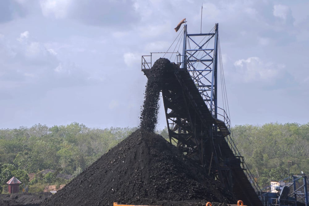 Domestic Investment Supports South Sumatra Amid Global Challenges