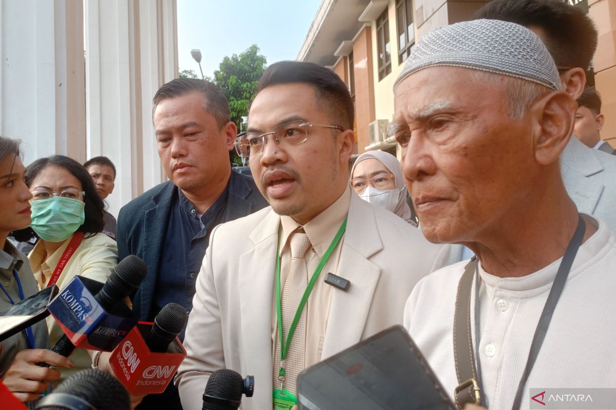 Family of Bank Branch Manager Urges Military Prosecutor to File Appeal