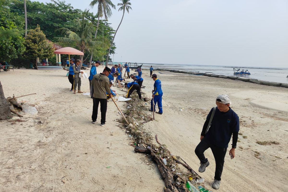 Local Government Urges Coastal Communities to Maintain Beach Cleanliness