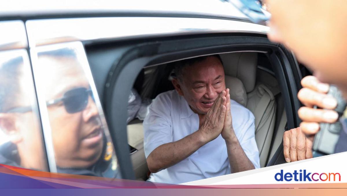 Freedom for Former Thai PM Thaksin Following Royal Pardon
