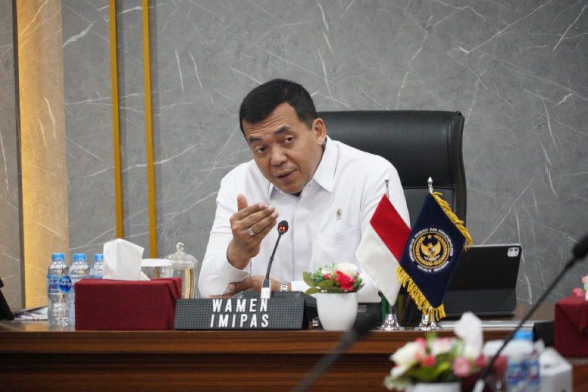 Silmy Karim Hunted by KPK, Immigration Minister: I Do Not Know His Whereabouts