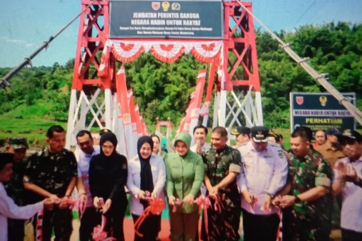 Regional Military Commander: Merah Putih Bridge is Proof of State Care