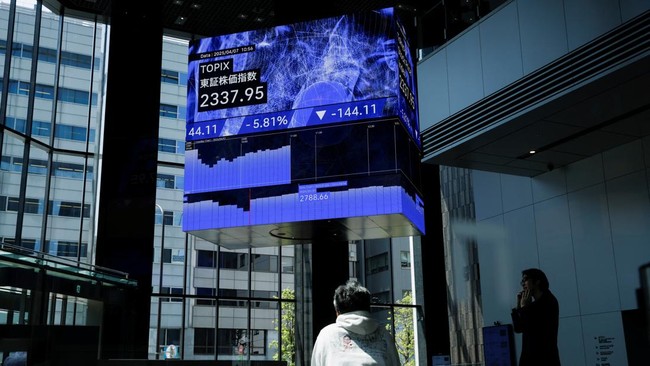 Asian Markets Slump This Morning, Following Wall Street