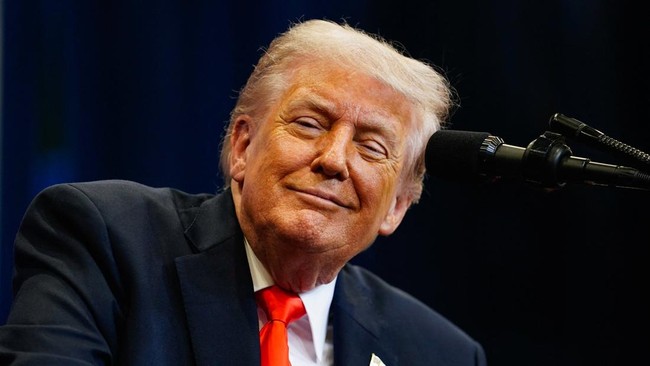 Trump Claims Iran Agreed to Forego Nuclear Weapons, Tehran: Fabricated