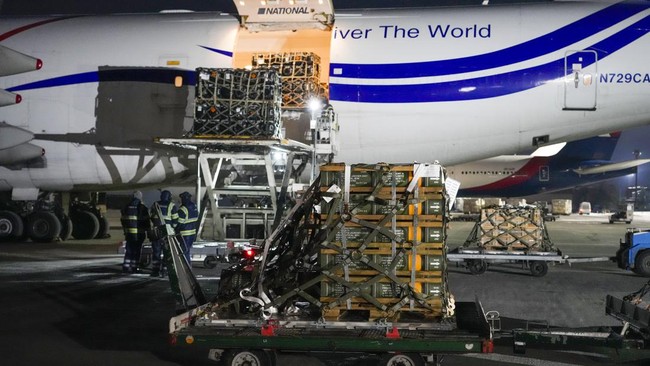 Is Doomsday Nigh? US Considers Deploying Nuclear Bombs Near Russia